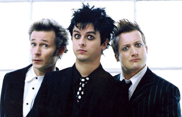 Green Day. Il singolo ‘Oh Love’ spopola, mentre l’I-Day Festival attende la band